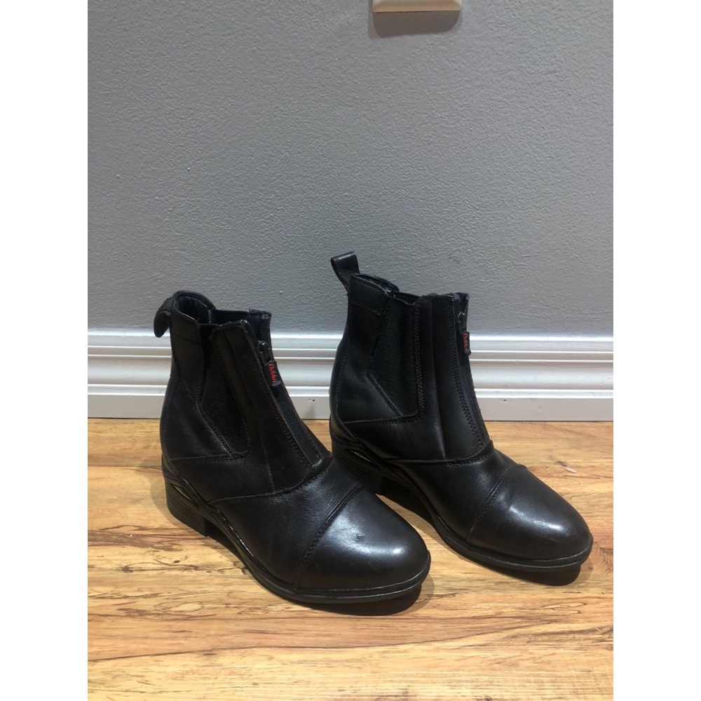 Riding boots
